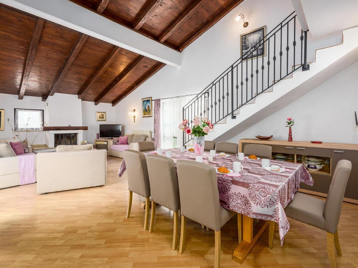 Villa Martimar With Pool And Hot Tub In Istria Rosini Exterior photo
